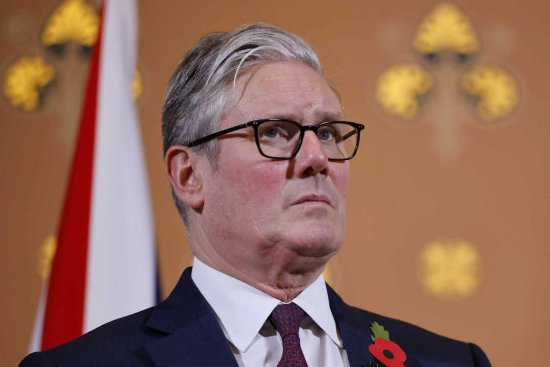 面对恪守还是违背三大关键税率竞选承诺的质疑 英国首相选择避而不答