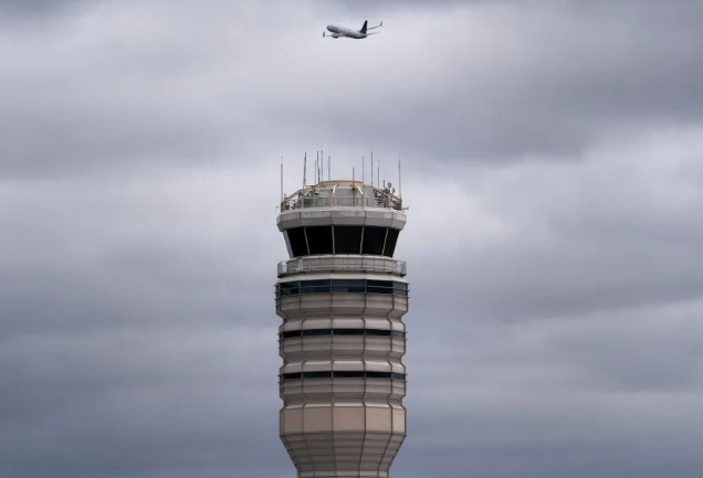 美联邦航空管理局：超35处地点存在空管人员配备问题