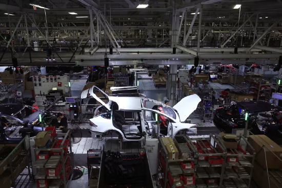 特斯拉停产Model S和Model X，转产人形机器人