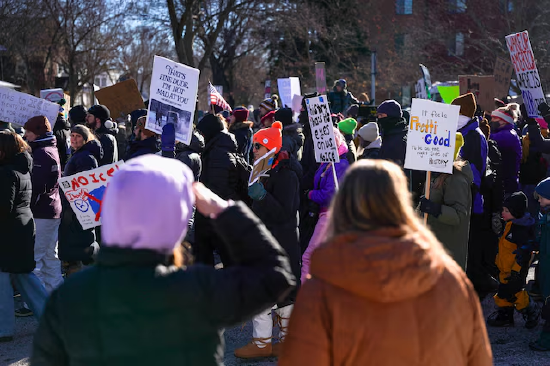 特朗普下令国土安全部暂不介入民主党主政城市抗议活动